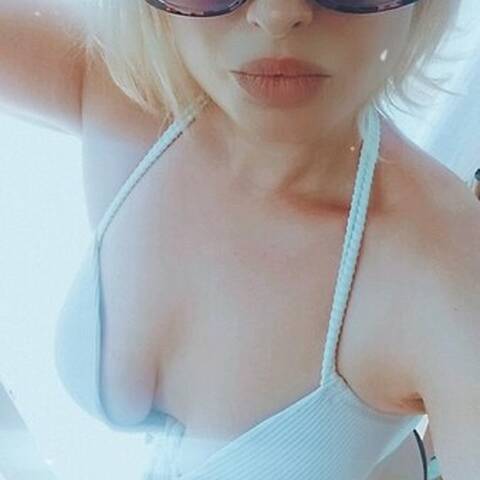 Public Photo of Miss_vogliosa